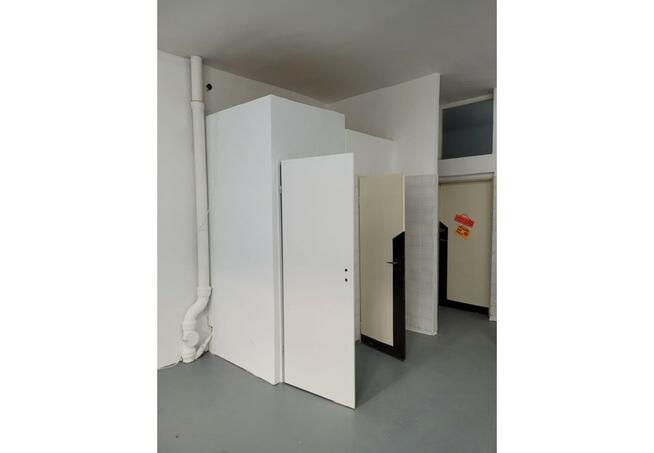 Lokal handlowo-usługowy 54mkw.