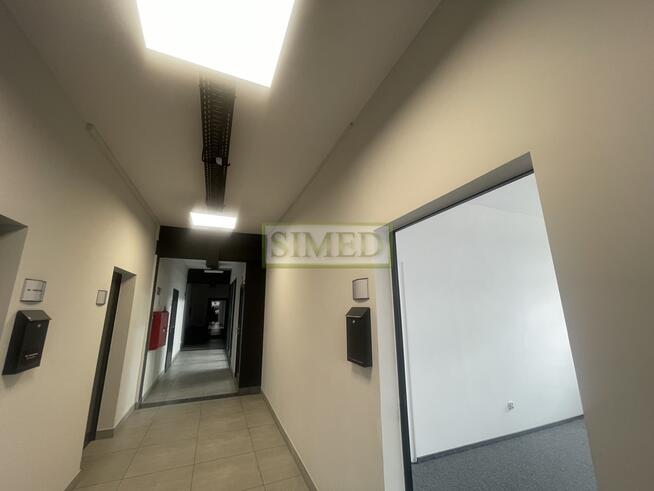 Po remoncie,kameralny biurowiec,parking,dost24h