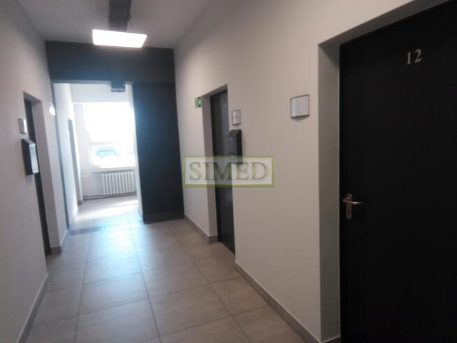 Po remoncie,kameralny biurowiec,parking,dost24h