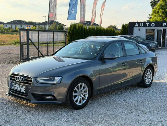 Audi A4 B8 FL 2.0 TDI Skóra Xenon Navi MMI Tempomat Ultra