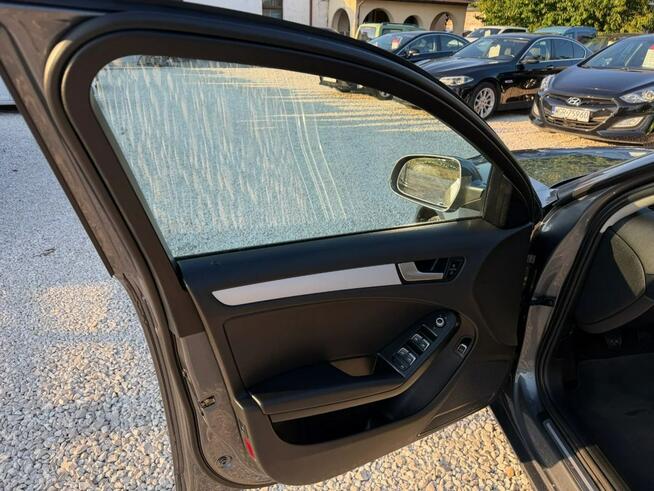 Audi A4 B8 FL 2.0 TDI Skóra Xenon Navi MMI Tempomat Ultra