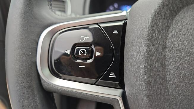 Volvo XC 90 B6 B AWD Ultimate Bright 7os aut ! Z Polskiego Salonu ! Faktura VAT !