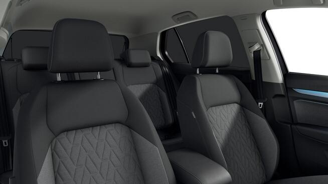 Volkswagen Golf Life Plus 1.5TSI 116KM manual pakiet zimowy koło zapasowe