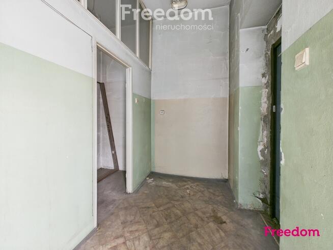 Lokal na parterze pod własny biznes