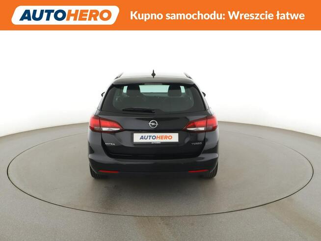 Opel Astra kamera automat auto klima navi pdc grzana kierownica i fotele
