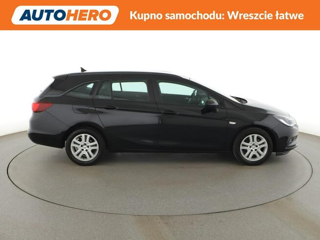 Opel Astra kamera automat auto klima navi pdc grzana kierownica i fotele