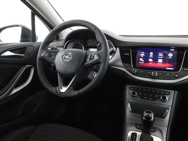 Opel Astra kamera automat auto klima navi pdc grzana kierownica i fotele