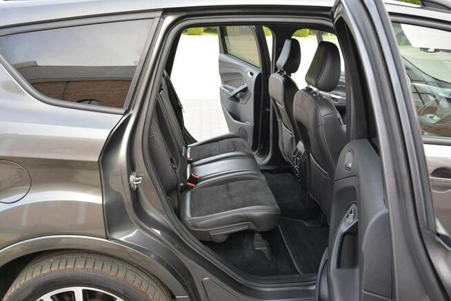 Ford Kuga ST-Line AWD Sync3 Skóry Radar Martwe pole ledy Kamera Keyless go