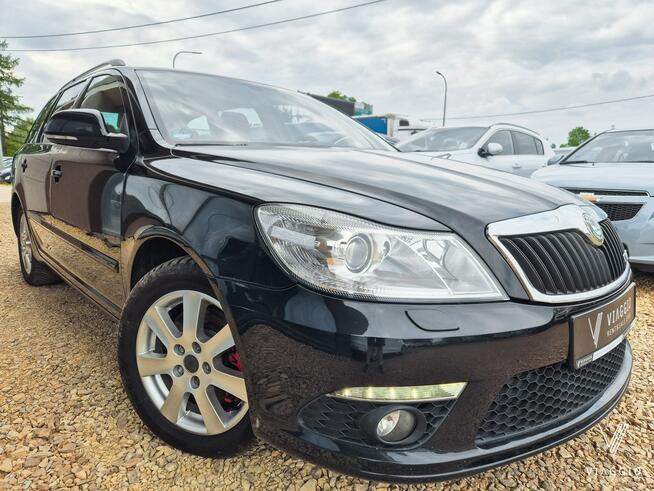 Octavia RS 2.0 TDI 170km SKÓRA xenon DSG navi serwis BEZWYPADEK 2010