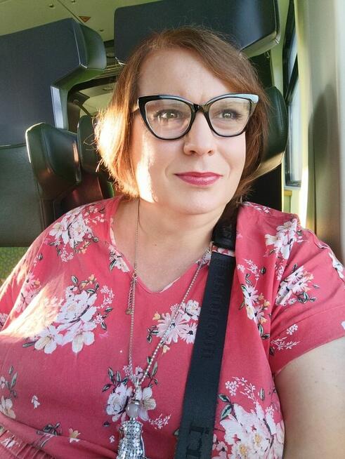 Szukam pracy stałej lub dorywczej od zaraz. Kobieta lat 50