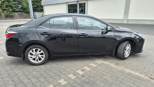 Toyota Corolla 1.6 Sedan 2018, pierwsza rejestracja 2019
