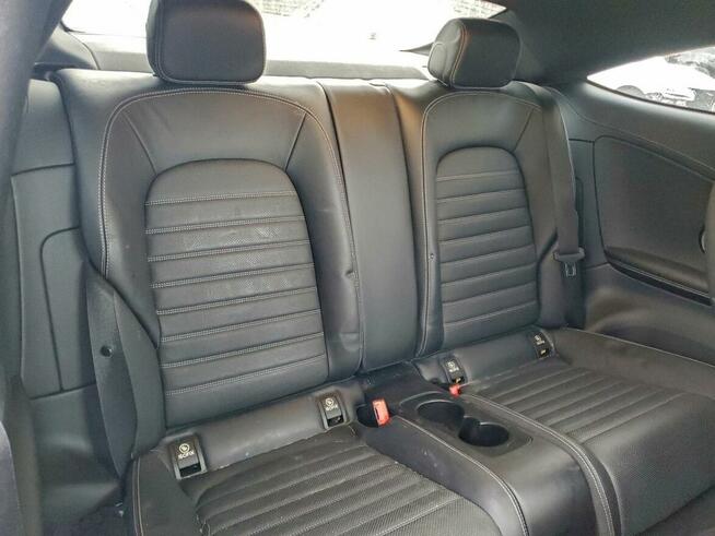 Mercedes-Benz C 0.0 2017 300 4MATIC