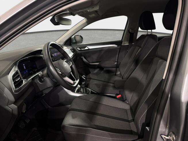Volkswagen T-Roc VAT 23% Life 1.0TSI 110KM M6 2024 r., salon PL, I właściciel, V