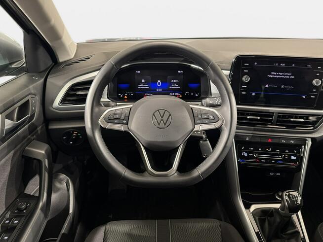 Volkswagen T-Roc VAT 23% Life 1.0TSI 110KM M6 2024 r., salon PL, I właściciel, V