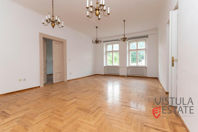 Piętro w kamienicy | 800 m2