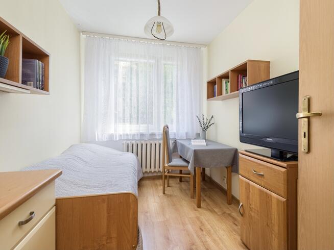 Przestronne z balkonem i widokiem na zieleń, 3pok
