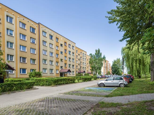 Przestronne z balkonem i widokiem na zieleń, 3pok