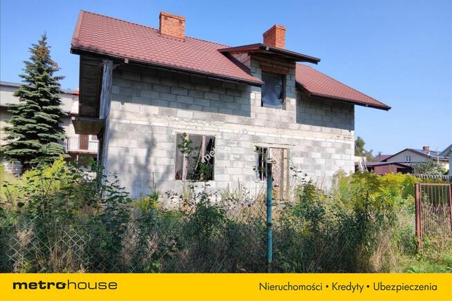 Gabryelin: dom stan surowy, 700m2, obok PKP