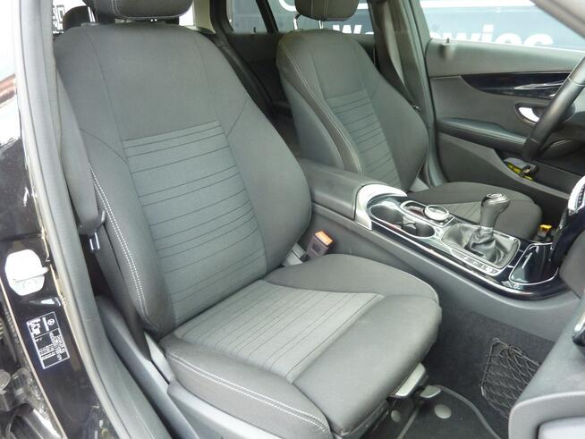 Mercedes C 200 Navi*Kamera*Full Led*Grzane Fotele*Panorama*El.Hak i Klapa*Panorama