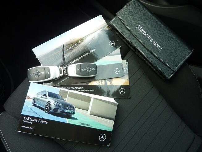 Mercedes C 200 Navi*Kamera*Full Led*Grzane Fotele*Panorama*El.Hak i Klapa*Panorama