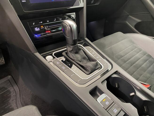 Volkswagen Passat 2.0 TSI Elegance DSG