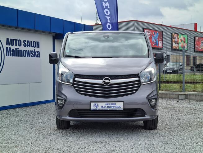 Opel Vivaro TOURER Navi PDC Kamera Led Klimatronik 2xBoczne Drzwi Sensory Halogeny