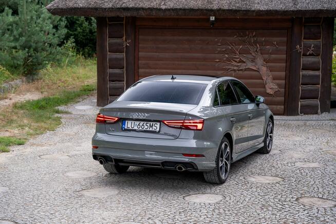 Audi A3 8V / 2.0 TFSI 230KM Quattro / S-Line / Pakiet czerń / Panorama / FV
