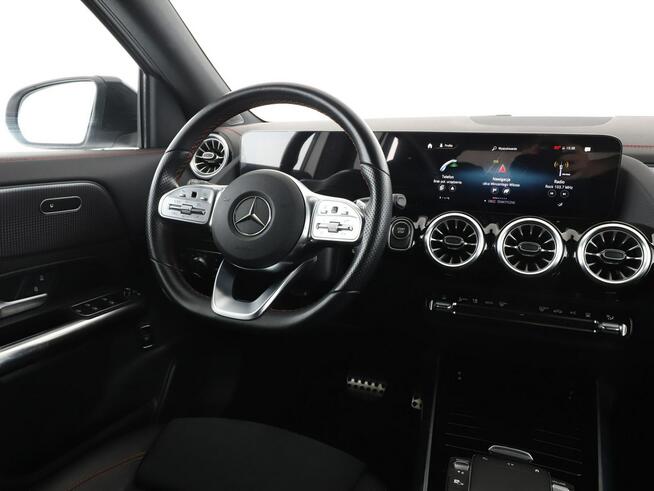 Mercedes EQA EV full LED skóra/alcantara navi grzane fotele kamery Digital Key