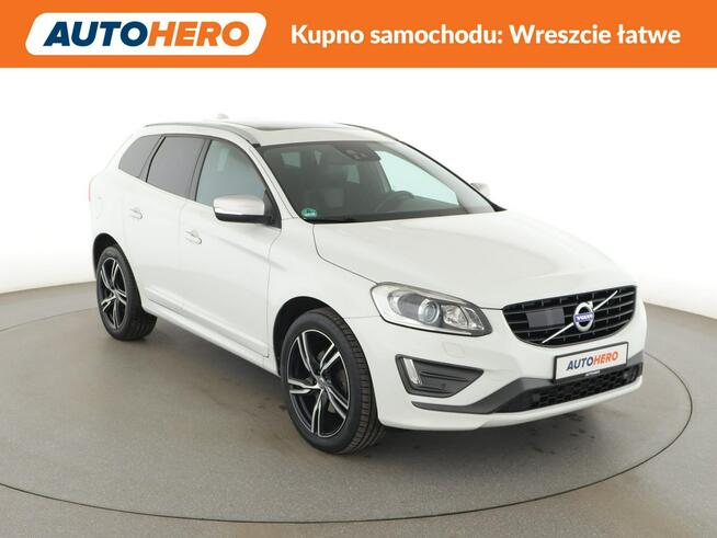 Volvo XC 60 R-design automat skóra/alcantara panorama xenon grzane fotele navi kam