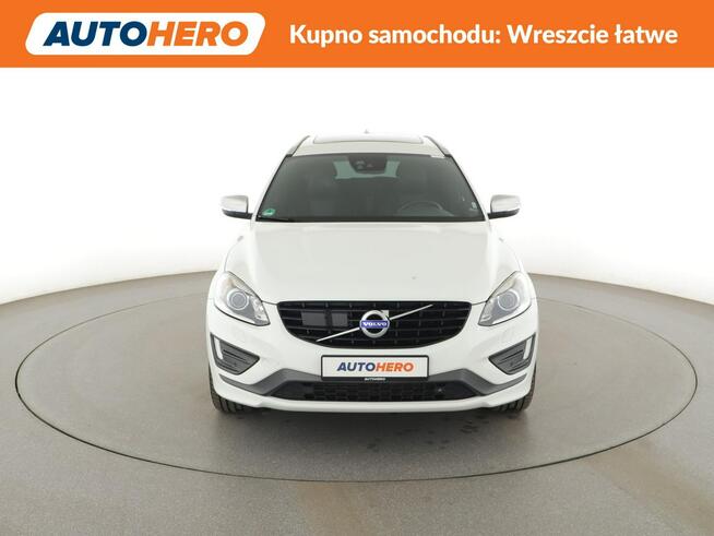 Volvo XC 60 R-design automat skóra/alcantara panorama xenon grzane fotele navi kam