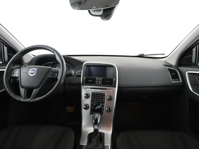 Volvo XC 60 automat hak pdc grzane fotele navi auto klima