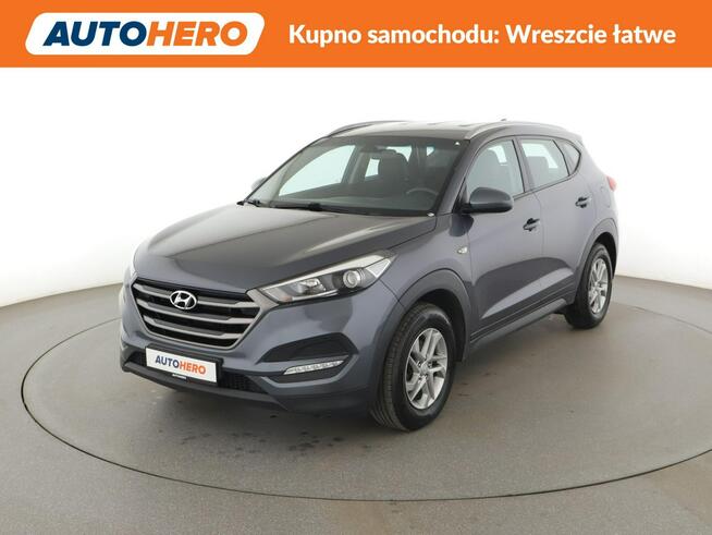Hyundai Tucson klimatyzacja pdc grzane fotele radio manual