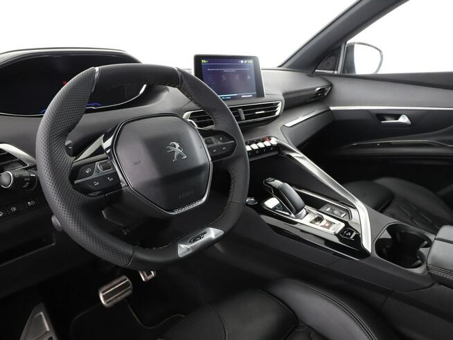 Peugeot 3008 GT phev full led virtual automat nappa panorama navi kamera