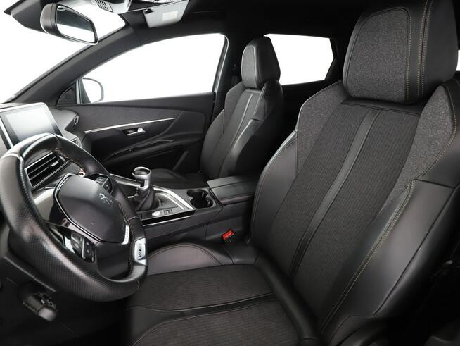 Peugeot 3008 GT-line full led virtual navi kamera auto klima pelen serwis