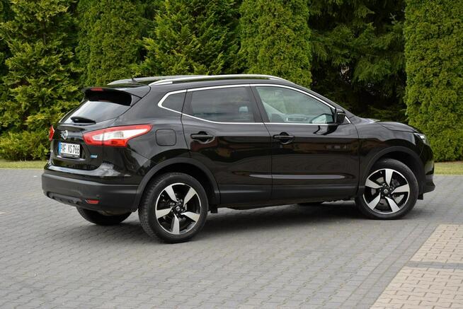 Nissan Qashqai Panorama FCW Led Navi Kamera360 As. Pasa Grz. fotele Alu 18" ASO