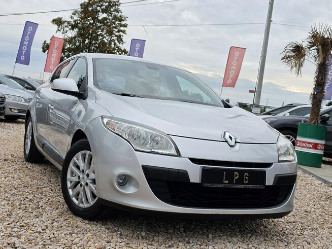 Renault Megane 2.0i+GAZ#139PS#AUTOMAT#Navi#Klima#Świeży Import#1 Rok Gwarancji w Ceni