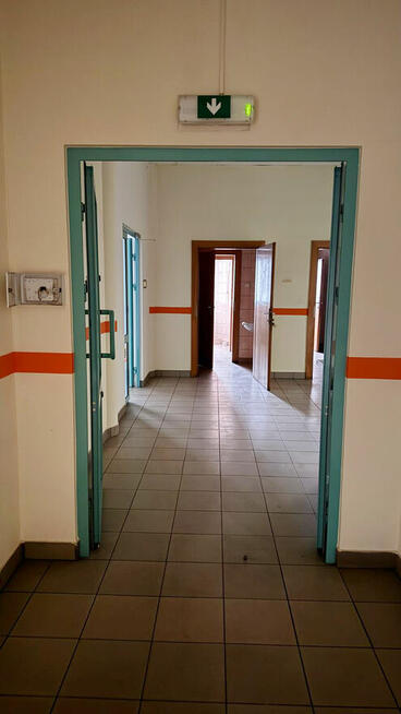 Lokal 358 m² pod medyczne, e-commerce, szkołę - centrum