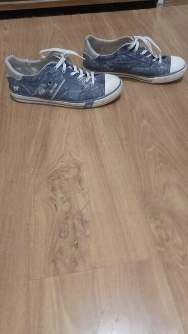 Buty trampki Mustang 41