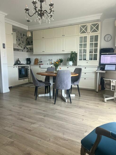 Wyjątkowe, dwupoziomowe mieszkanie 80 m² z klimatyzacją