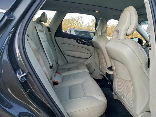 2018 VOLVO XC60 T5 INSCRIPTION