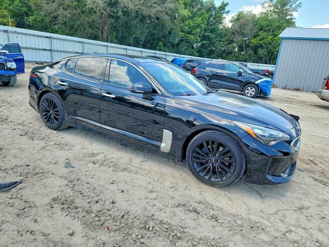 2018 KIA STINGER PREMIUM