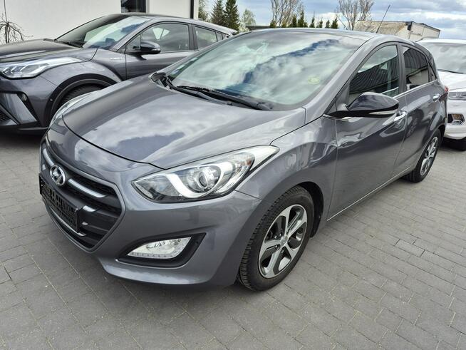 Hyundai i30 1.6 benzyna PANORAMA navi kamera led lift