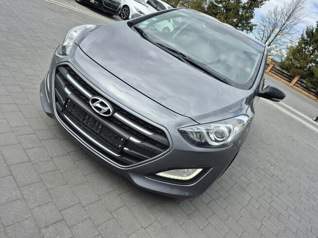 Hyundai i30 1.6 benzyna PANORAMA navi kamera led lift
