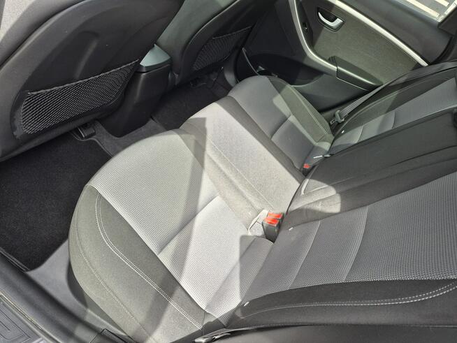 Hyundai i30 1.6 benzyna PANORAMA navi kamera led lift
