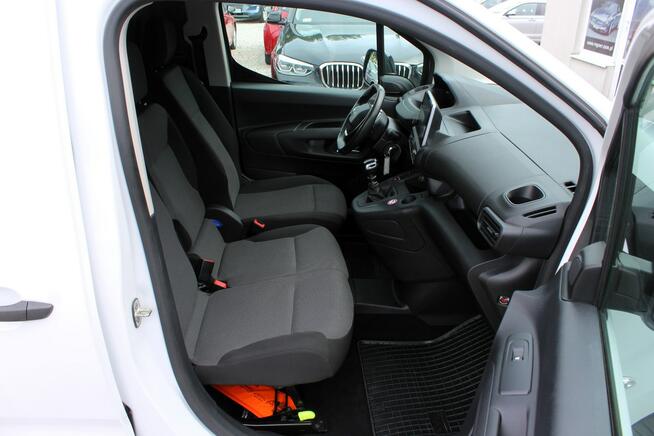 Peugeot Partner Długi 3-os. FV23% Kamera Navi 8" Parktronic Tempomat