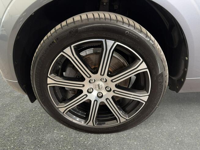Volvo XC 60 VAT 23% Inscription 2.0B4 D mHEV 197KM automat AWD 2021 r. salon PL