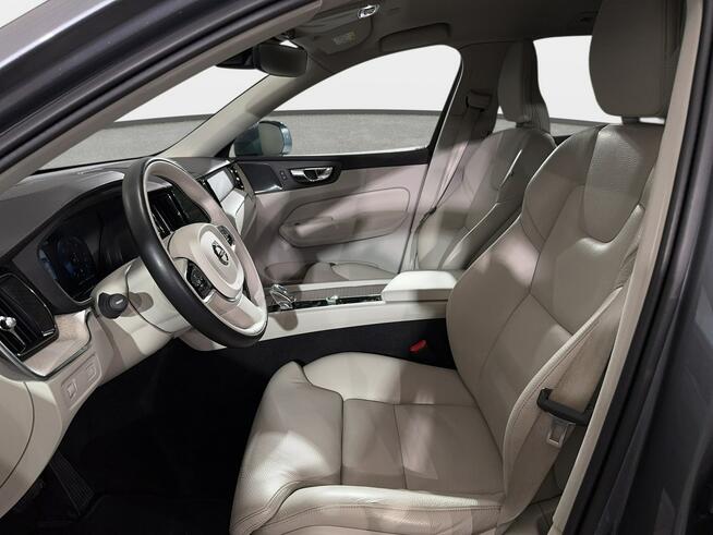 Volvo XC 60 VAT 23% Inscription 2.0B4 D mHEV 197KM automat AWD 2021 r. salon PL