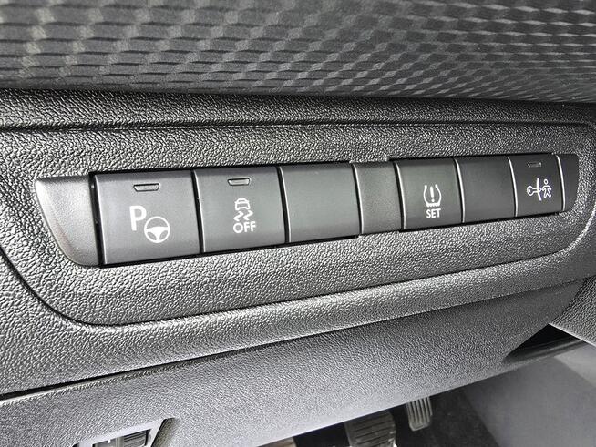 Peugeot 2008 1,2Turbo Benz.Navi.Panorama Dach.Zerejestrowany!!!
