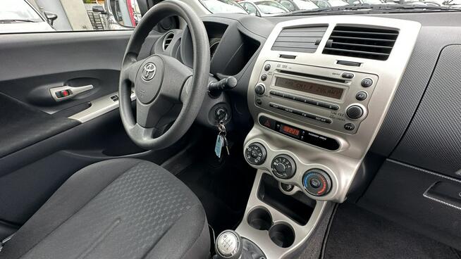 Toyota Urban Cruiser Benzyna Niski Przebieg Zarejestrowany Ubezpieczony