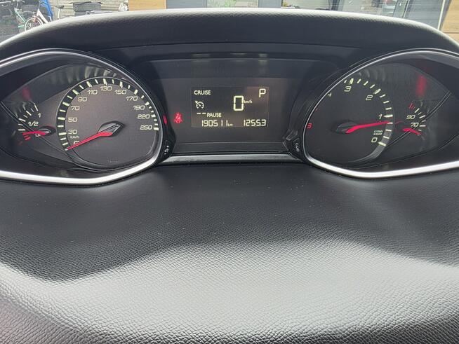 Peugeot 308 SW 1.6 120ps HDI Led Navi Alusy Automat LIFT